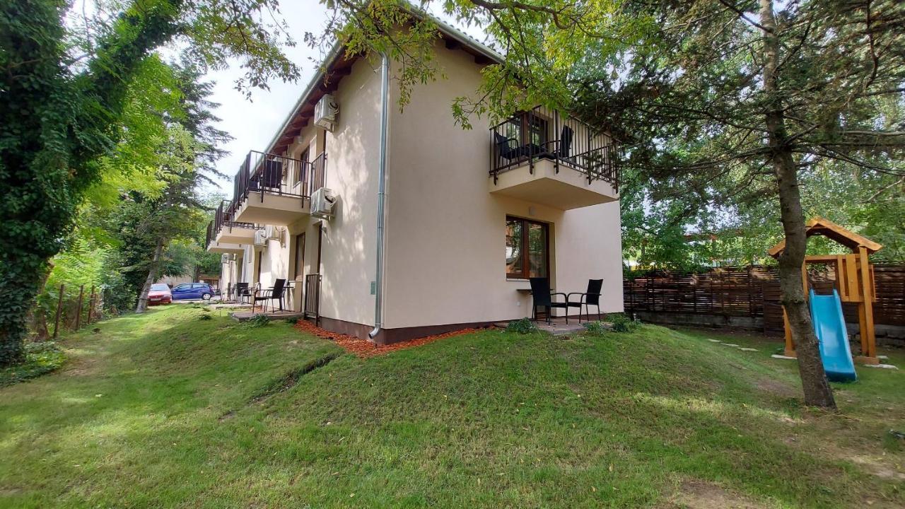Vén Diófa De Lux Panzió Szeged Exterior foto
